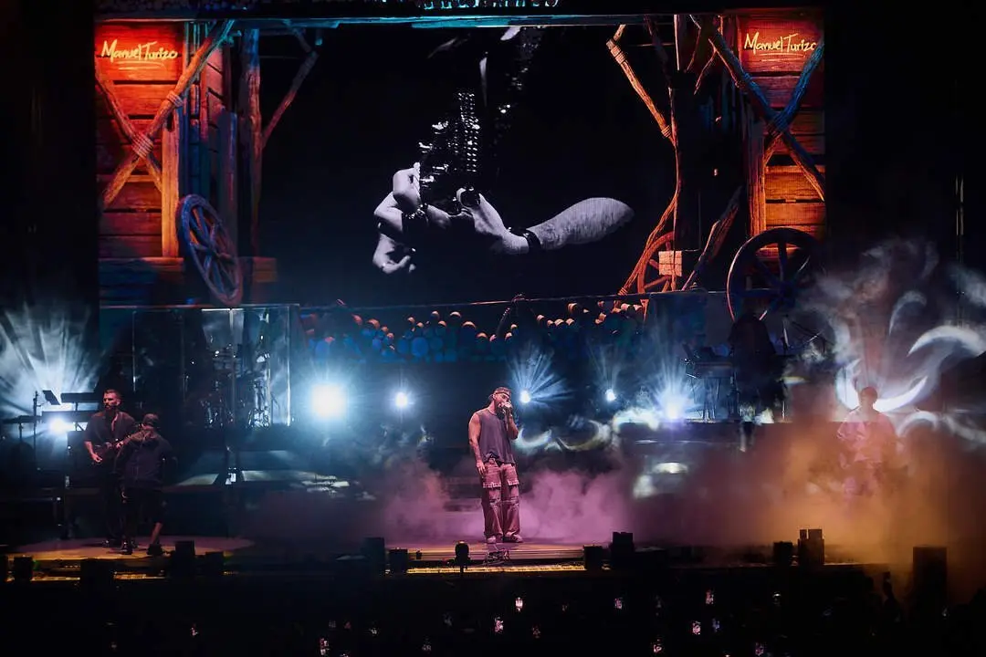 MANUEL TURIZO - MAGDALENA EN VIVO 2024 - &copy;EL REY LAGART&Oacute;N (37)