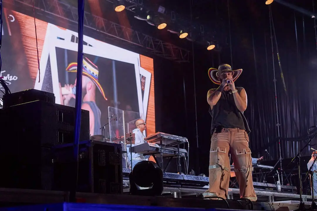 MANUEL TURIZO - MAGDALENA EN VIVO 2024 - &copy;EL REY LAGART&Oacute;N (46)