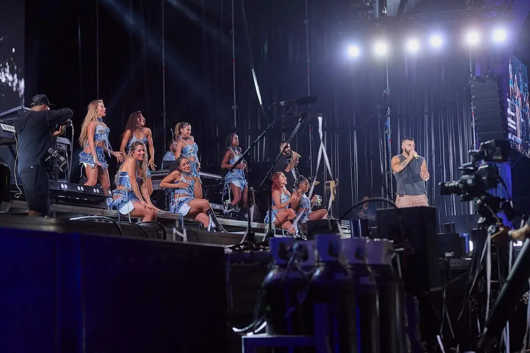 MANUEL TURIZO - MAGDALENA EN VIVO 2024 - &copy;EL REY LAGART&Oacute;N (49)