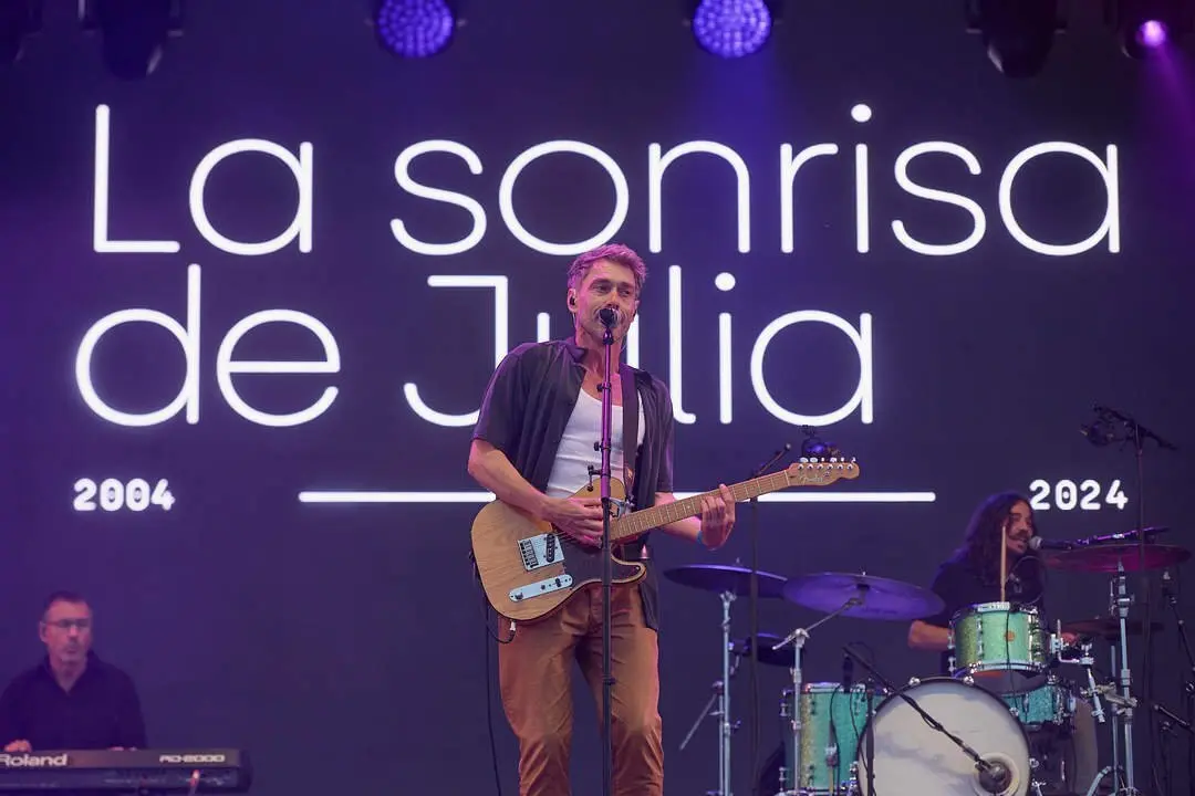 LA SONRISA DE JULIA - MAGDALENA EN VIVO 2024 - &copy;EL REY LAGART&Oacute;N (10)