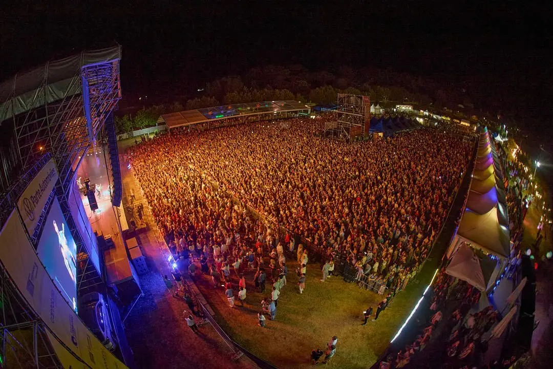 TABURETE - MAGDALENA EN VIVO 2024 - &copy;EL REY LAGART&Oacute;N (23)