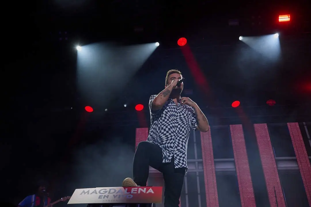 BERET - MAGDALENA EN VIVO 2024 - &copy;EL REY LAGART&Oacute;N (7)