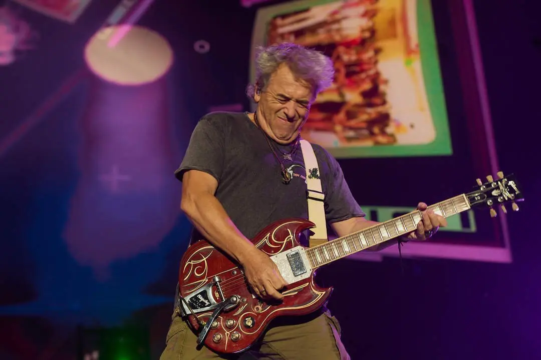 HOMBRES G - VIVE LA FERIA 2024 - &copy;EL REY LAGARTÓN  (11)