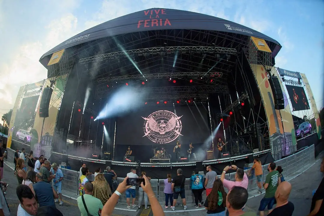 4 DE COPAS  VIVE LA FERIA 2024 - &copy;EL REY LAGARTÓN (8)