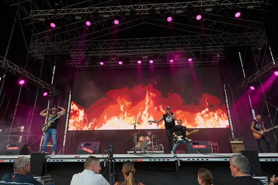 4 DE COPAS  VIVE LA FERIA 2024 - &copy;EL REY LAGARTÓN (10)