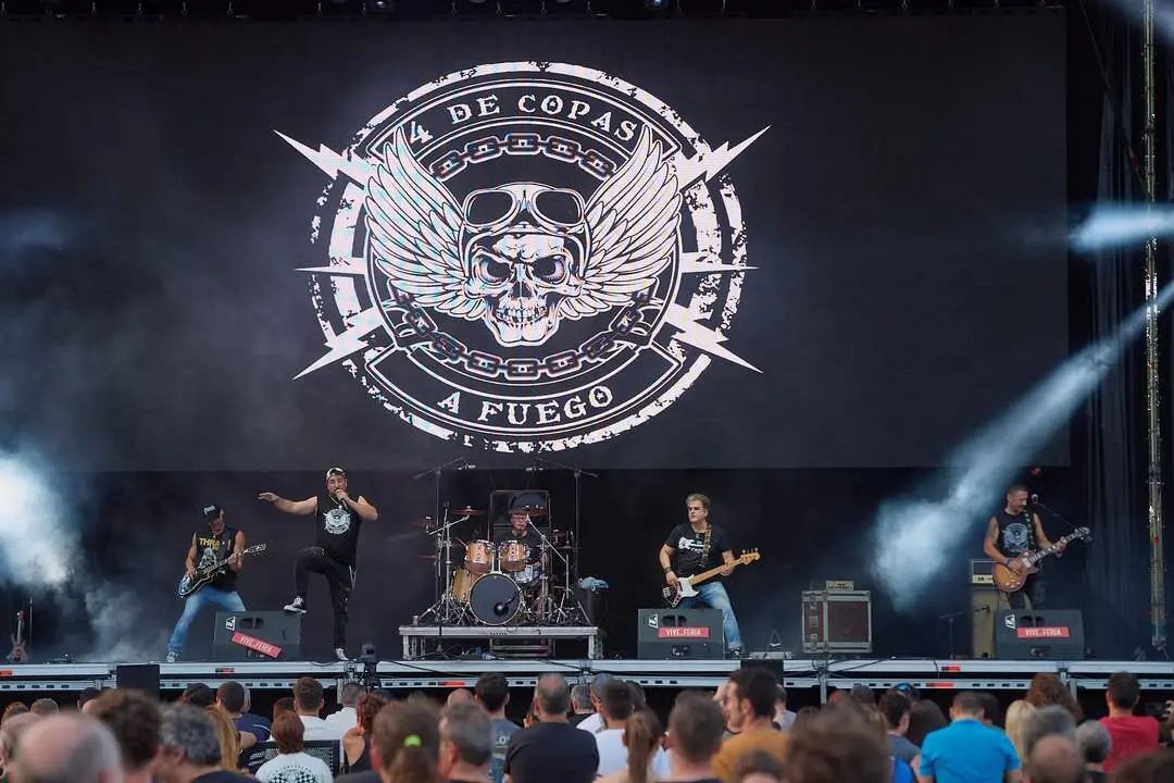 4 DE COPAS  VIVE LA FERIA 2024 - &copy;EL REY LAGARTÓN (16)