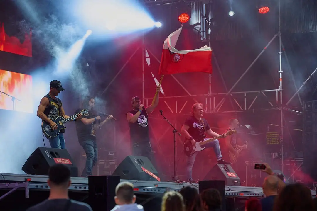 4 DE COPAS  VIVE LA FERIA 2024 - &copy;EL REY LAGARTÓN (25)