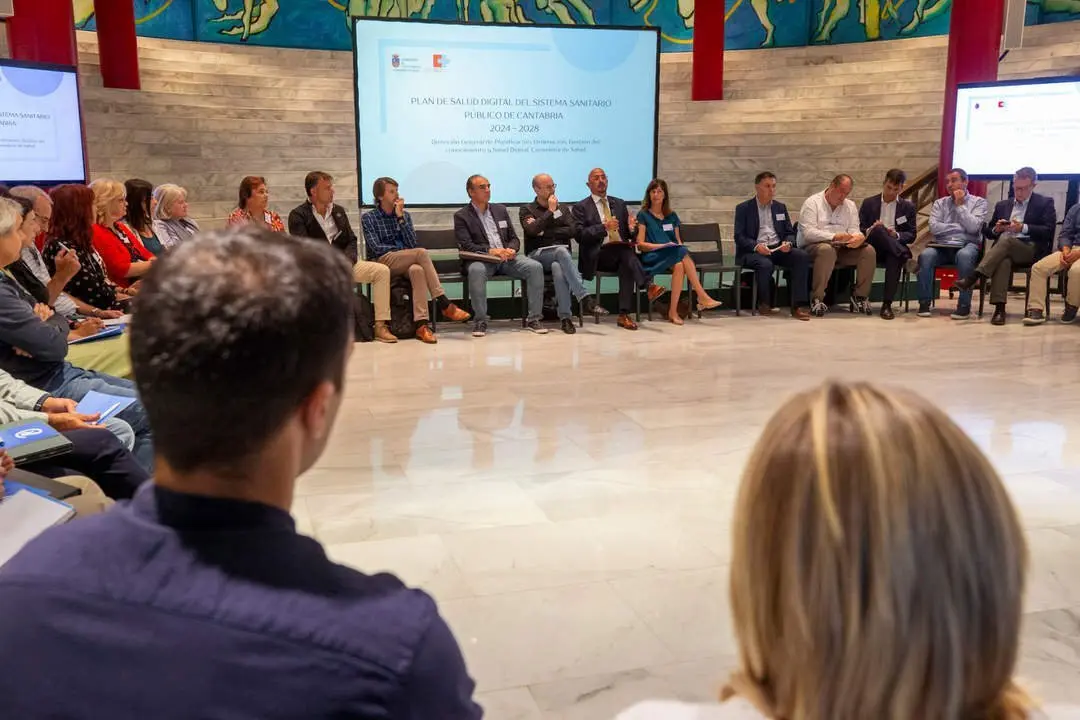 El consejero de Salud, C&eacute;sar Pascual, inaugura la Jornada Participativa del Plan de Salud Digital.
11 SEP 24