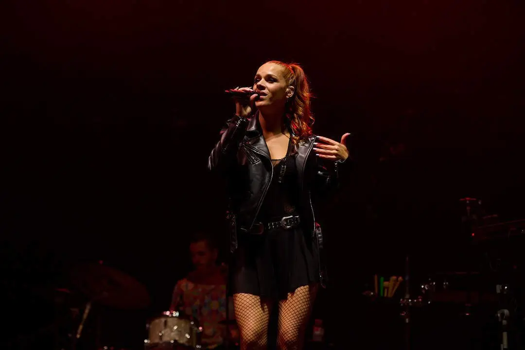 VIAJE A VENUS - LA PLAZA SANTANDER 2024 - &copy;EL REY LAGARTÓN (1)