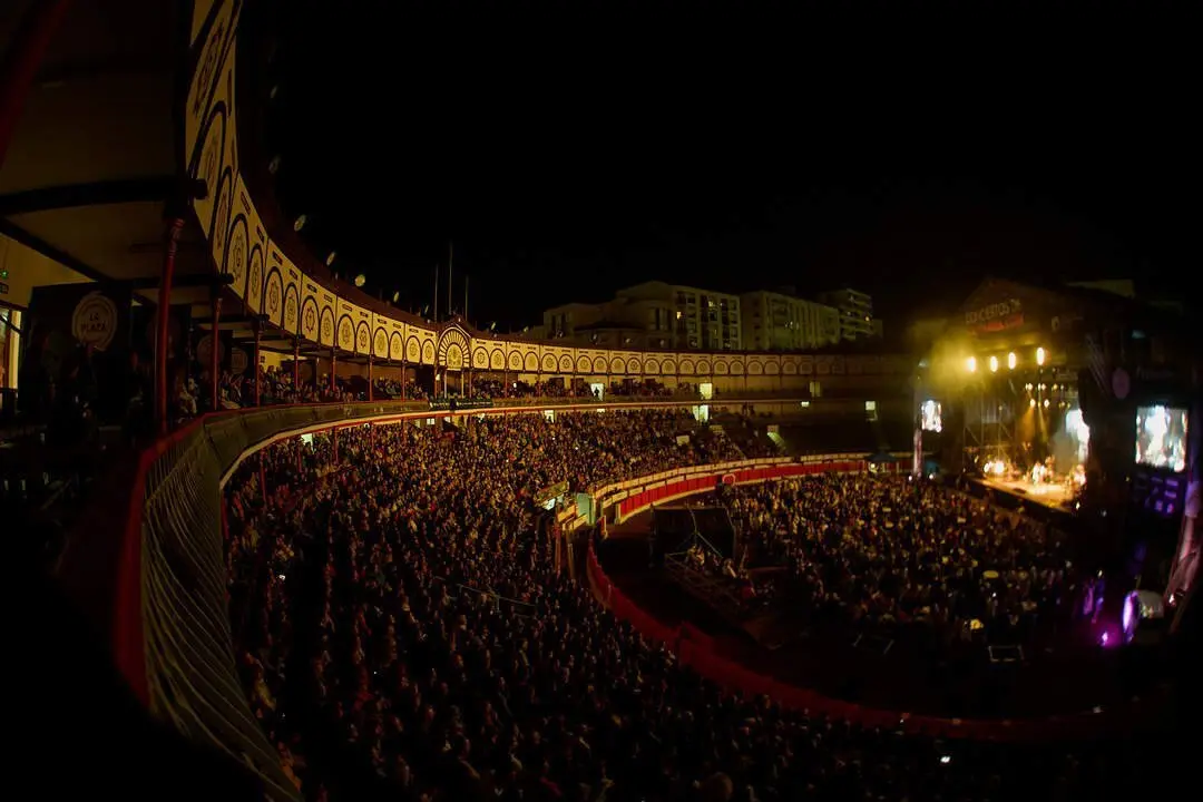 ROZALÉN - LA PLAZA SANTANDER 2024 - &copy;EL REY LAGARTÓN (7)