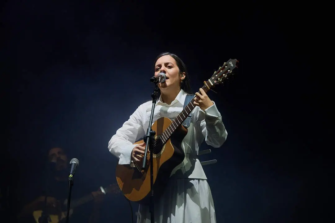 VALERIA CASTRO - LA PLAZA SANTANDER 2024 - &copy;EL REY LAGARTÓN (2)
