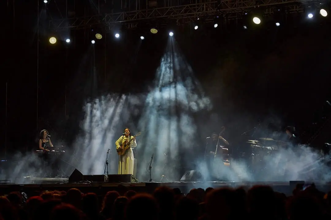 VALERIA CASTRO - LA PLAZA SANTANDER 2024 - &copy;EL REY LAGARTÓN (8)