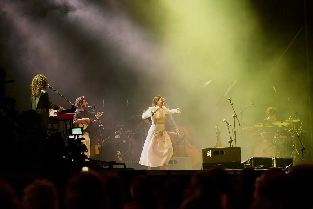 VALERIA CASTRO - LA PLAZA SANTANDER 2024 - &copy;EL REY LAGARTÓN (16)