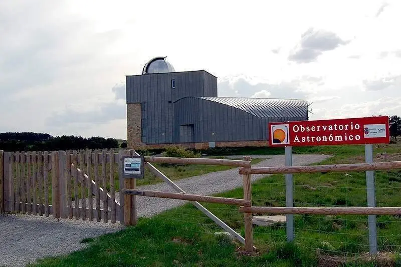 CONSEJERIA DE MEDIO AMBIENTE
EL OBSERVATORIO ORGANIZA CURSO DE INICIACION A LA ASTRONOMIA
GABINETE DE PRENSA &copy;
22 SEP 10