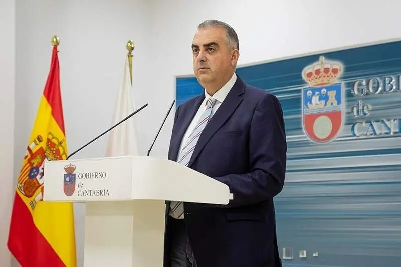 10:30 horas. Sala de Prensa del Gobierno de Cantabria 

El consejero de Fomento, Vivienda, Ordenaci&oacute;n del Territorio y Medio Ambiente, Roberto Media, informa, en rueda de prensa, del Decreto por el que se regula el programa m&iacute;nimo, dimensiones e iluminaci&oacute;n natural de las viviendas en la Comunidad Aut&oacute;noma.
