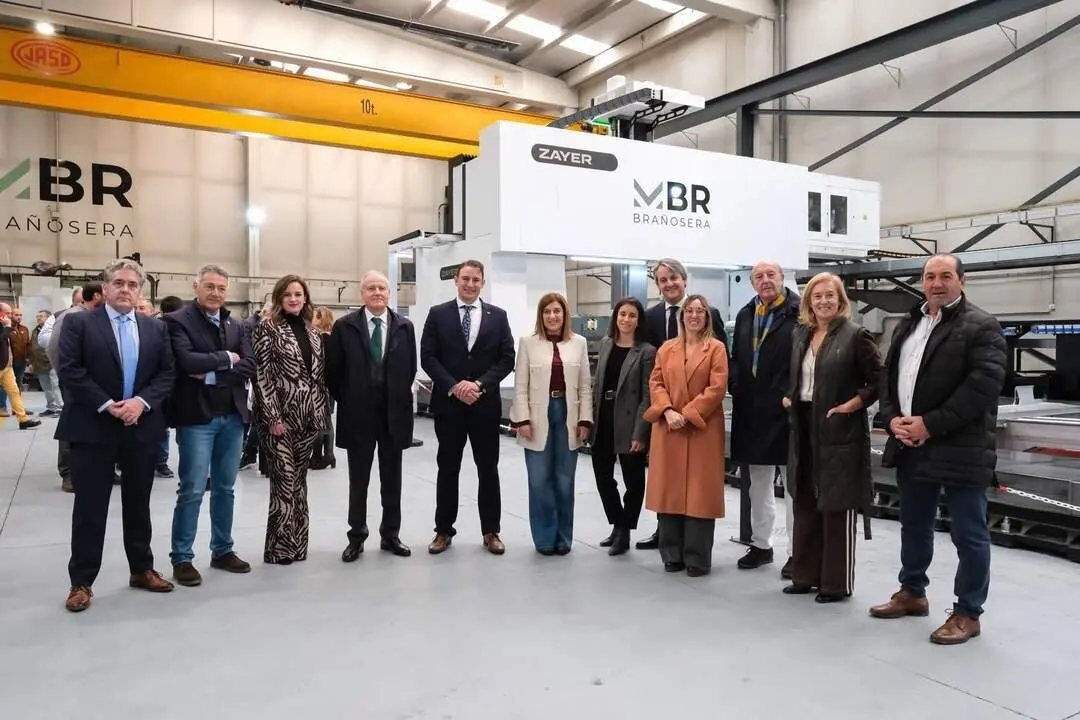 11:50 horas. C/ Mecanizado, 15, Reinosa. La presidenta de Cantabria, Mar&iacute;a Jos&eacute; S&aacute;enz de Buruaga, asiste al 45&ordm; aniversario de Mec&aacute;nica Bra&ntilde;osera. 15 de noviembre de 2024 &copy; Ra&uacute;l Lucio