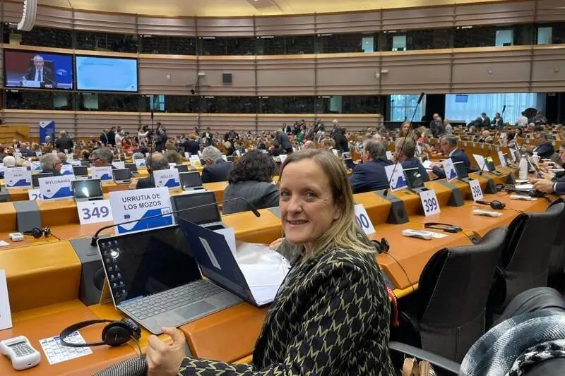 14:45 horas. Bruselas 

La consejera de Presidencia, Justicia, Seguridad y Simplificaci&oacute;n Administrativa, Isabel Urrutia, participa en el pleno del Comit&eacute; de las Regiones de la UE.