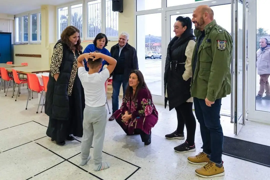 16:00 horas Cl. El regatillo, 19, Laredo. La consejera de Inclusi&oacute;n Social, Juventud, Familias e Igualdad, Bego&ntilde;a G&oacute;mez del R&iacute;o, visita el Centro de Atenci&oacute;n a la Infancia y la Adolescencia (CAIA) de Laredo. 20 de noviembre de 2024 &copy; Ra&uacute;l Lucio