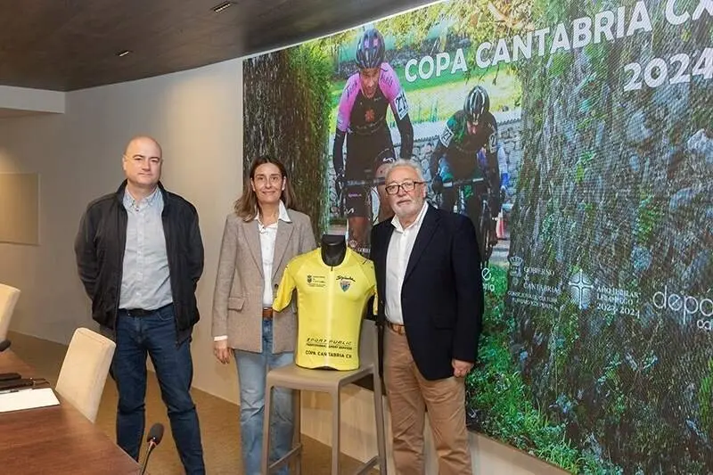 ju. 21/11/2024   10:00 h
 SALA 30 A&Ntilde;OS
Presentaci&oacute;n Copa Cantabria CX.

Intervienen:

- Susana Ruiz, directora general de Deporte

- Gonzalo &Aacute;lvarez, vicepresidente Federaci&oacute;n c&aacute;ntabra de ciclismo

- Domingo Agudo, Sportpublic, empresa que gestiona la Copa Cantabria de CX