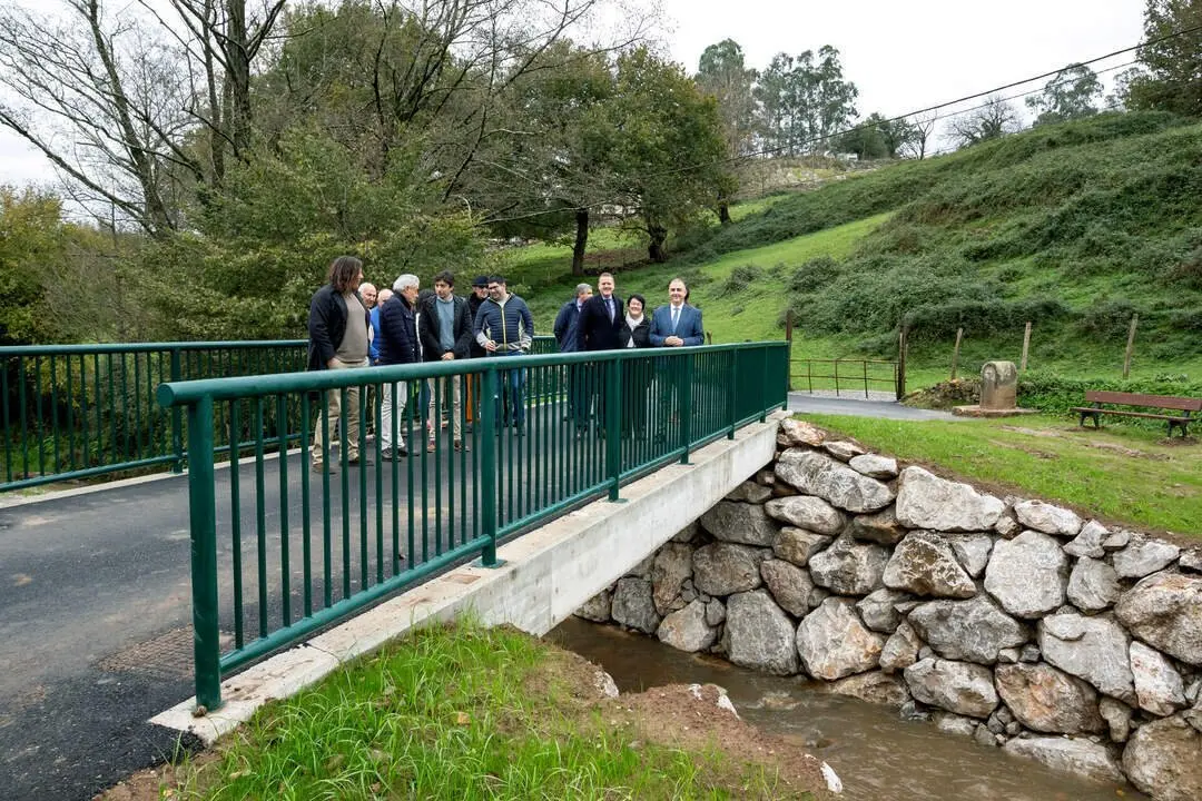 10:30 horas. San Felices de Buelna     https://maps.app.goo.gl/bJ2vBttBj6z37Qe79

El consejero de Fomento, Vivienda, Ordenaci&oacute;n del Territorio y Medio Ambiente, Roberto Media, inauguraci&oacute;n de la ampliaci&oacute;n del puente sobre el arroyo Tejas.