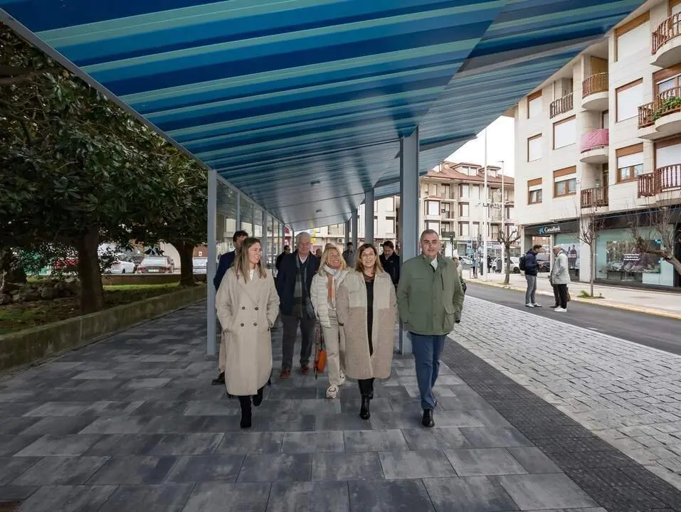 11:30 horas. Cl. Marqu&eacute;s de Velasco, 6
La presidenta de Cantabria, Mar&iacute;a Jos&eacute; S&aacute;enz de Buruaga, inaugura la nueva terminal de autobuses de Noja.