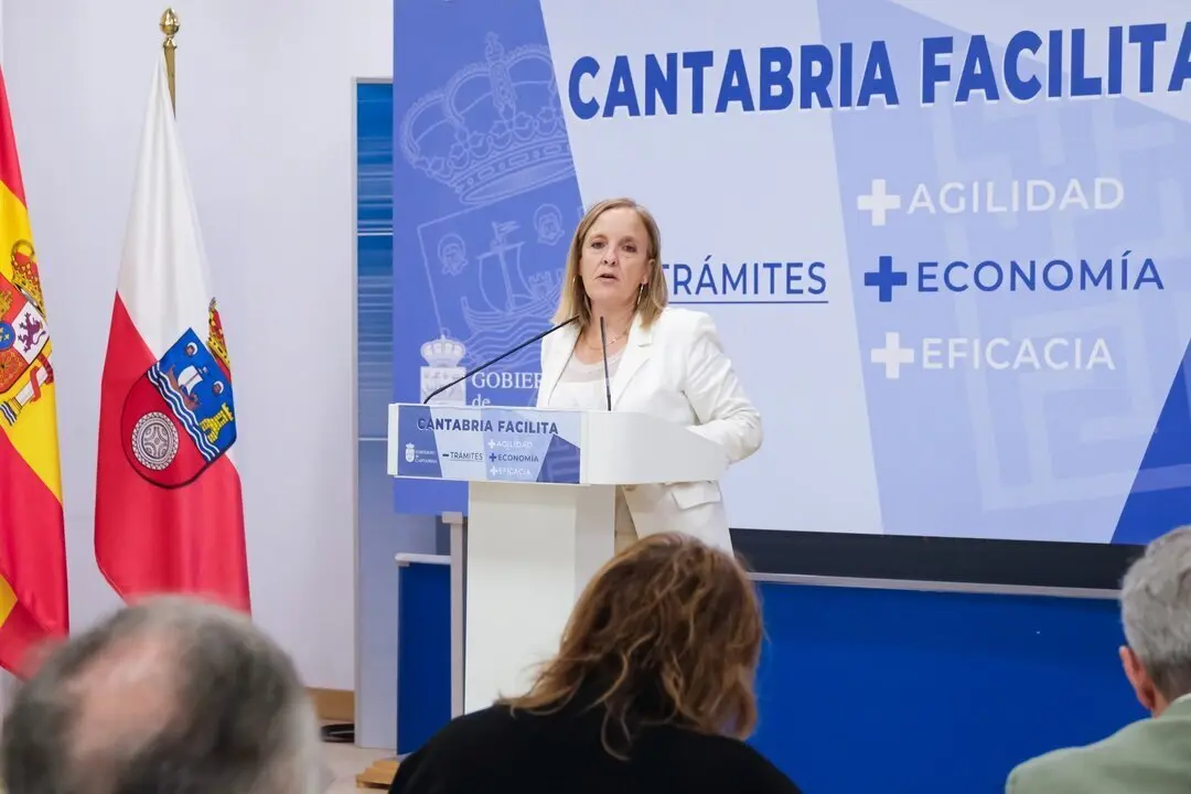 10:00 horas. Sala de Prensa del Gobierno de Cantabria. La consejera de Presidencia, Justicia, Seguridad y Simplificaci&oacute;n Administrativa, Isabel Urrutia, informa, en rueda de prensa, de la aprobaci&oacute;n en Consejo de Gobierno, del proyecto de Ley de Simplificaci&oacute;n Administrativa. 23 de octubre de 2024 &copy; Ra&uacute;l Lucio