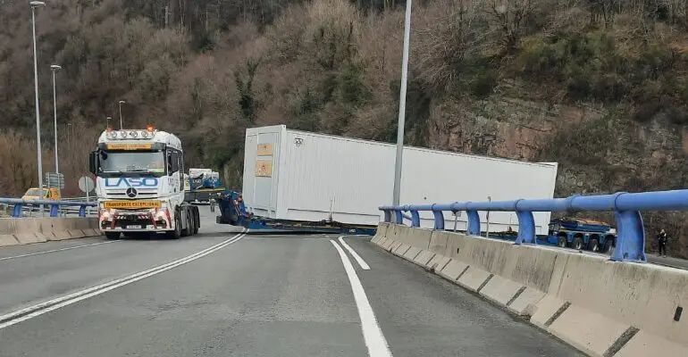 Captura de pantalla 2025-01-24 a las 21.57.17