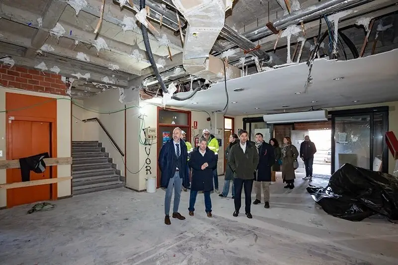 10:00 horas. Cabez&oacute;n de la Sal. CEPA Margarita Salas

El consejero de Educaci&oacute;n, Formaci&oacute;n Profesional y Universidades, Sergio Silva, visita las obras del CEPA Margarita Salas.