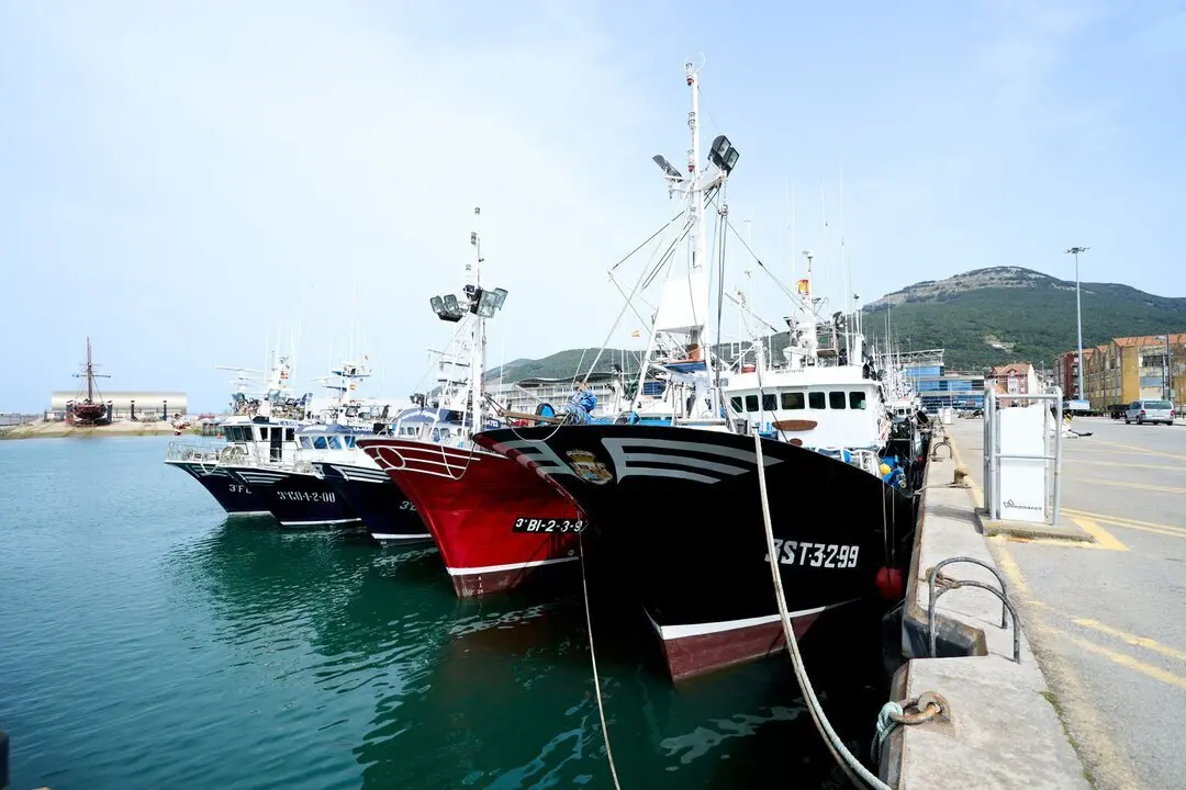 25/3/22  Santo&ntilde;a
EP Barcos pesqueros atracados 



FOTO: JUAN MANUEL SERRANO ARCE