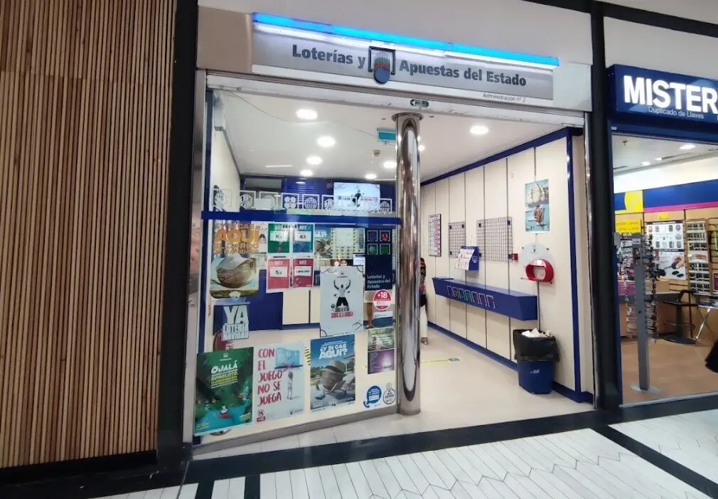 Captura de pantalla 2025-03-12 a las 22.33.25