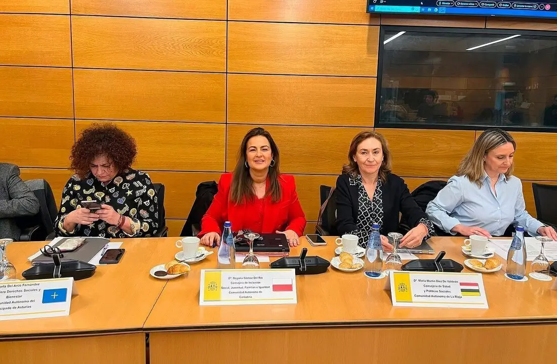 La consejera de Inclusi&oacute;n Social, Juventud, Familias e Igualdad, Bego&ntilde;a G&oacute;mez del R&iacute;o, participa en el pleno del Consejo Territorial de Servicios Sociales y del Sistema para la Autonom&iacute;a y Atenci&oacute;n a la Dependencia.

13 mar 25