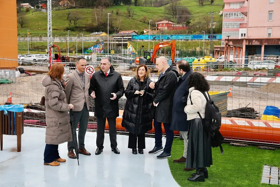 La presidenta de Cantabria, Mar&iacute;a Jos&eacute; S&aacute;enz de Buruaga, visita Los Corrales de Buelna para anunciar varias actuaciones.

14 mar 25