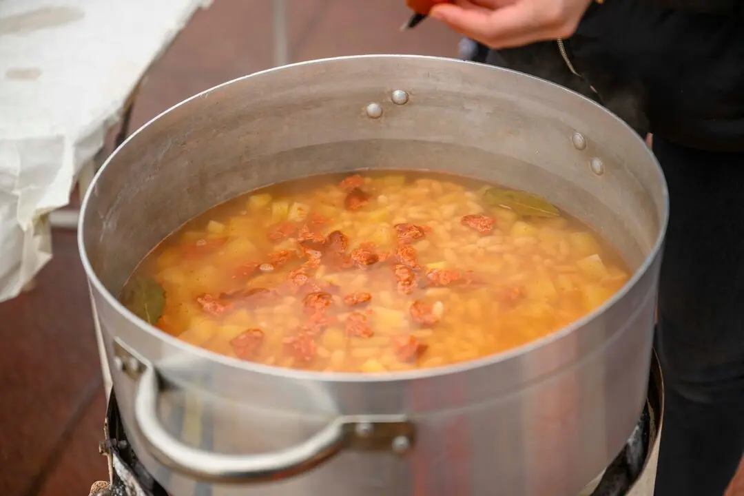 Ollas Astillero 25-20