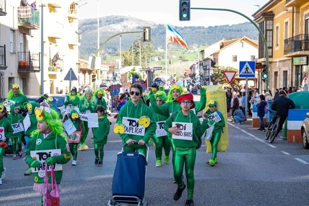 Desfile Fiestas San Jose 25-27