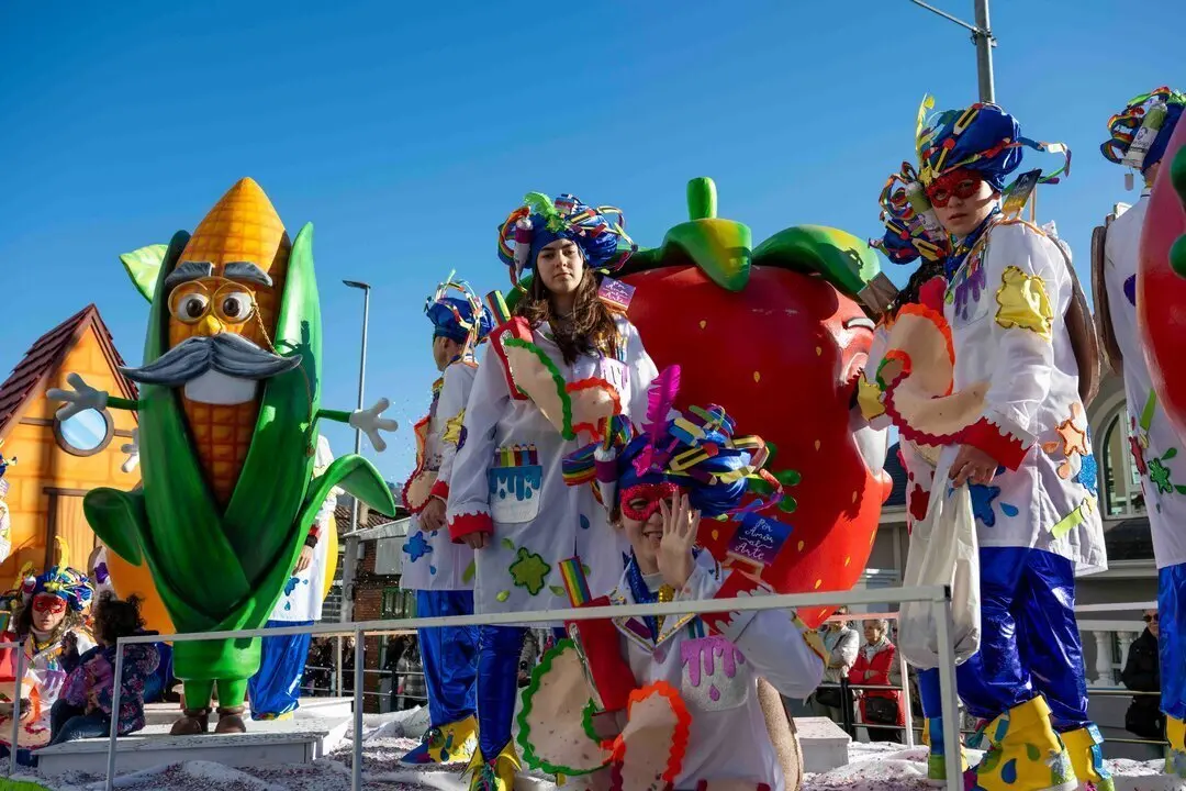 Desfile Fiestas San Jose 25-50