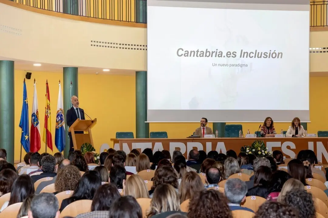 09:00 horas. Sal&oacute;n de actos de la Facultad de Derecho y Econ&oacute;micas, UC.

El consejero de Educaci&oacute;n, Formaci&oacute;n Profesional y Universidades, Sergio Silva, inaugura el XVI Congreso de Educaci&oacute;n de Cantabria.