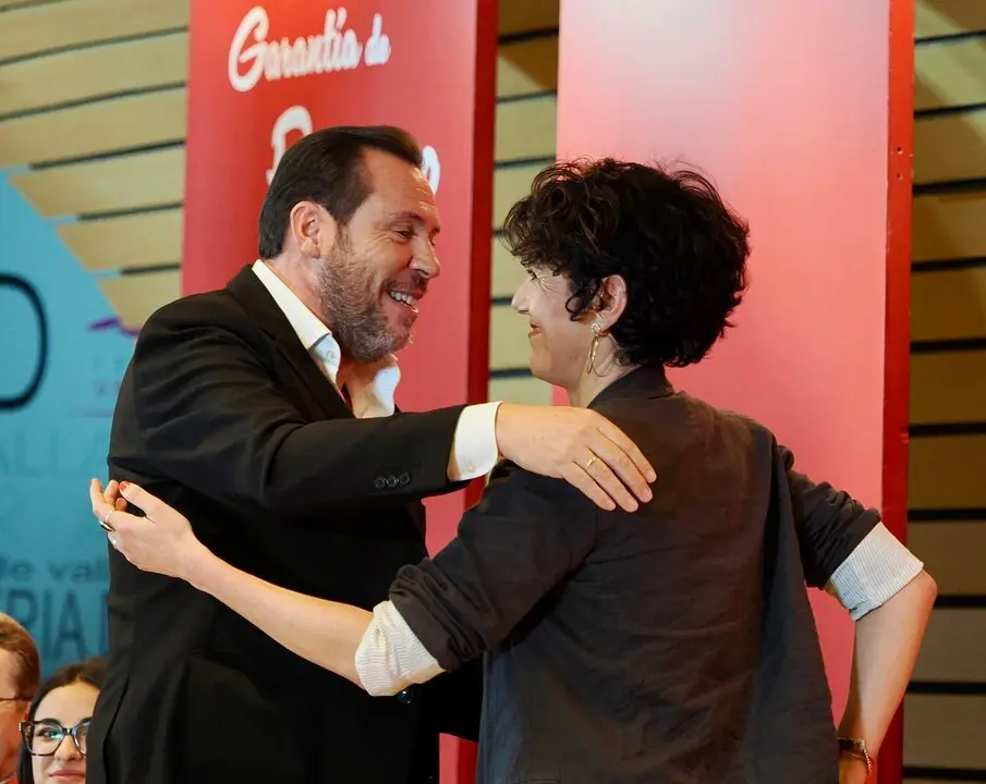 Valladolid 26/4/2025.
 17&ordm; Congreso provincial del PSOE de Valladolid con la elecci&oacute;n de &Oacute;scar Puente como secretario provincial. 
Con la presencia de Elma Saiz ministra de Inclusi&oacute;n, Seguridad Social y Migraciones, Ana Redondo, ministra de Igualdad  y Carlos Mart&iacute;nez, secretario general del Partido Socialista de Castilla y Le&oacute;n. 
EUROPA PRESS/Claudia Alba