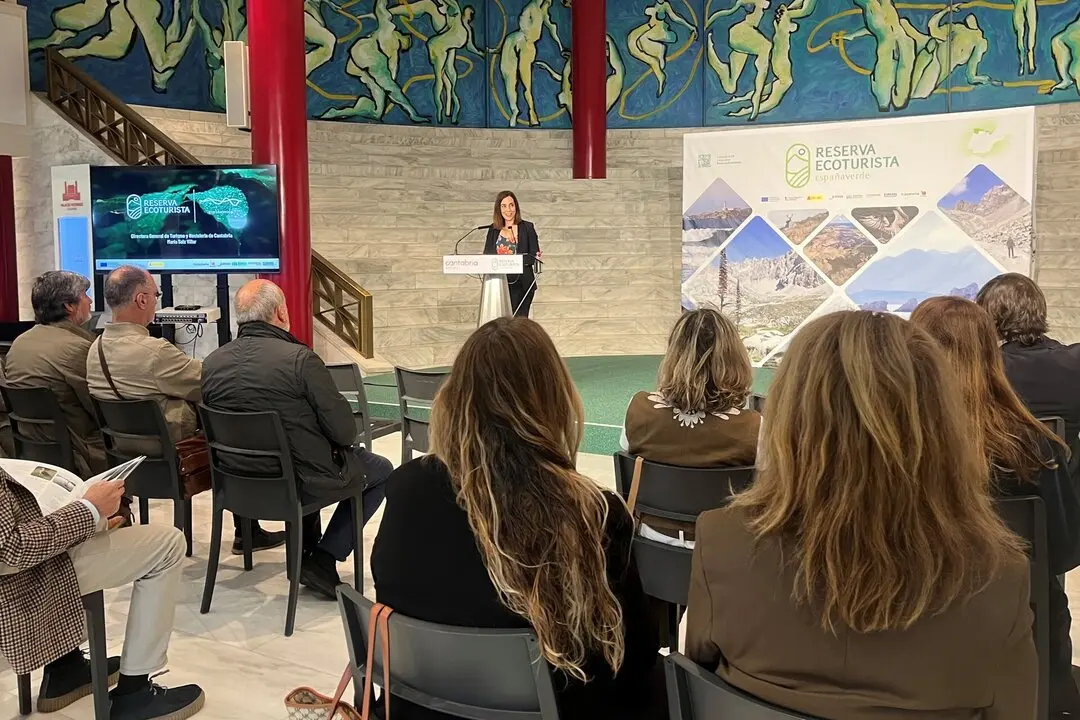 La directora general de Turismo y Hosteler&iacute;a, Mar&iacute;a Saiz, presenta la reserva Ecoturista de Espa&ntilde;a Verde
26 MAYO 25  &copy; Oficina de comunicaci&oacute;n