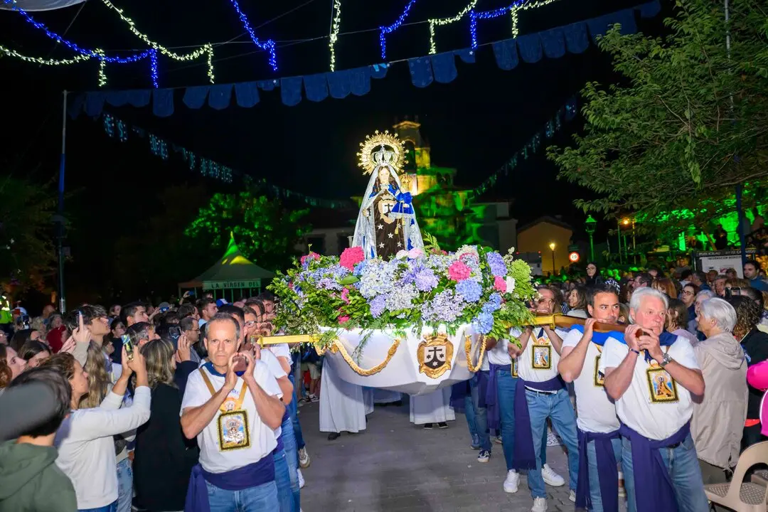 El Carmen Revilla de Camargo 25-27