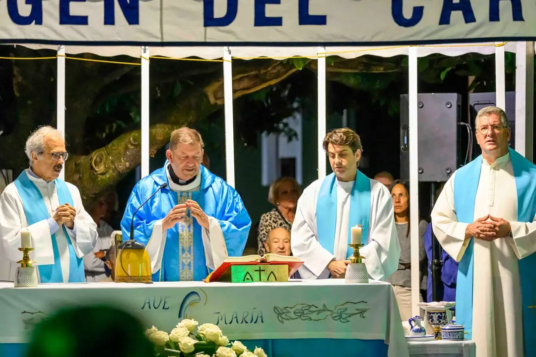 El Carmen Revilla de Camargo 25-44