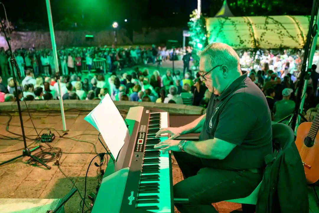 El Carmen Revilla de Camargo 25-50