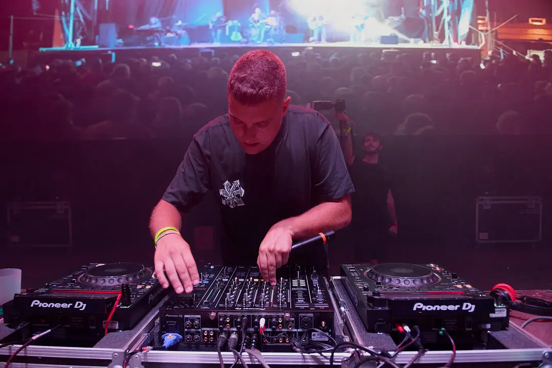 ADRIÁN DEERRE - VIVE LA FERIA 2025 - EL REY LAGARTÓN (1)