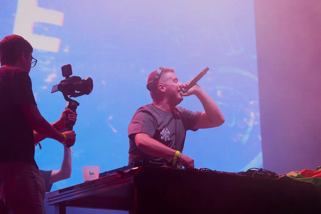 ADRIÁN DEERRE - VIVE LA FERIA 2025 - EL REY LAGARTÓN (5)