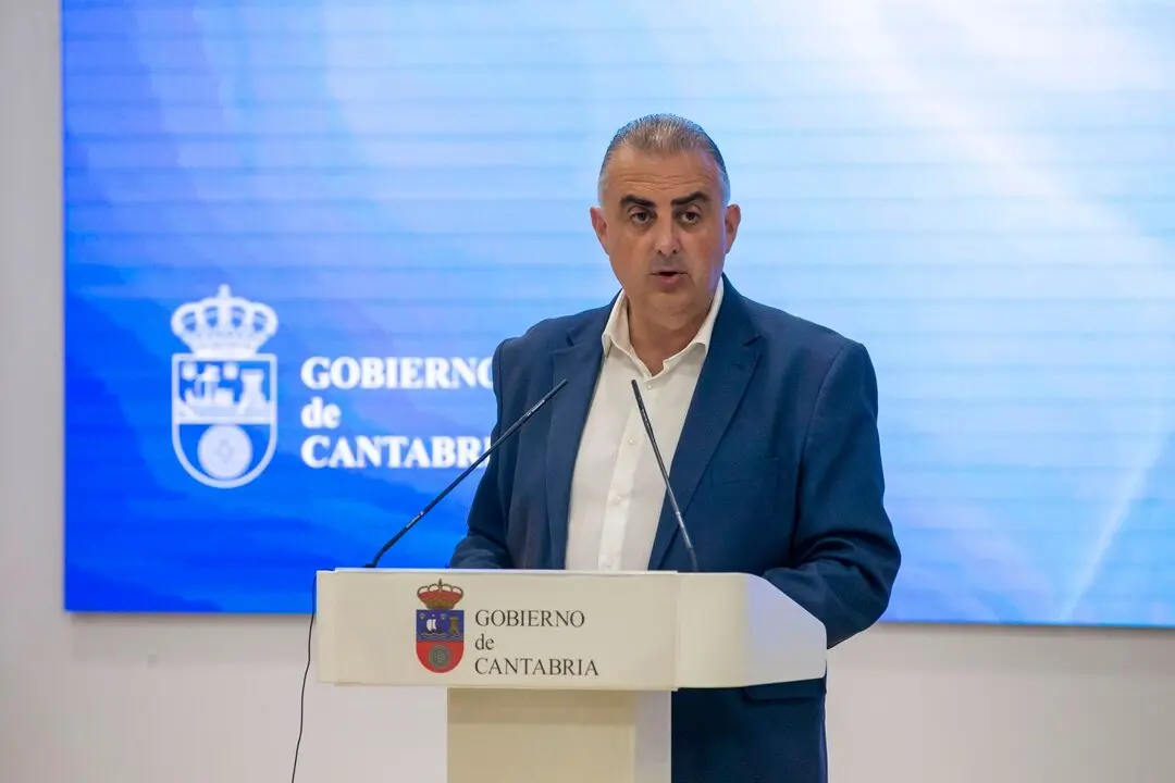 12:00 horas. Sala de Prensa del Gobierno 
El consejero de Fomento, Vivienda, Ordenaci&oacute;n del Territorio y Medio Ambiente, Roberto Media, informa, en rueda de prensa, sobre novedades en la tramitaci&oacute;n e&oacute;lica en Cantabria.
14 AGOSTO 25 &copy; Miguel De la Parra