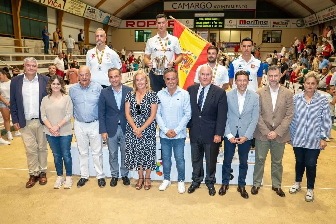 541403769_24374300285557456_9115235768178798929_n