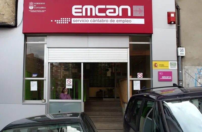 OFICINA EMCAM
SERVICIO CANTABRO DE EMPLEO
22 MAR 06
NACHO ROMERO &copy;