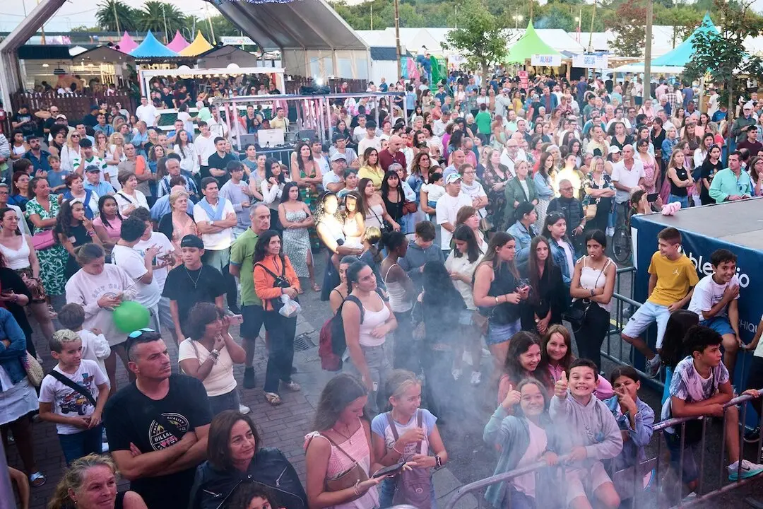 23/8/25 Santander (Cantabria)
Festival Intercultural de las Naciones
Centro de Danza Basica Marta Escalante

Photo: Cesar Ortiz Gonzalez
