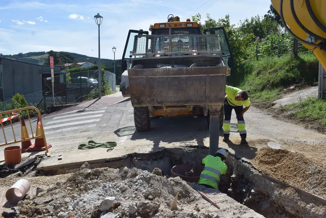 SANEAMIENTO BARRIO EL CAMPO - ORU&Ntilde;A PIELAGOS (21)