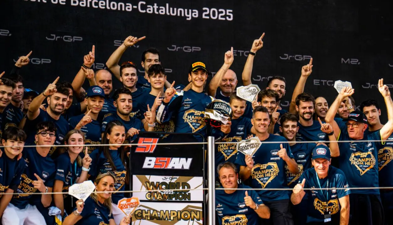 Captura de pantalla 2025-11-02 a las 18.00.38