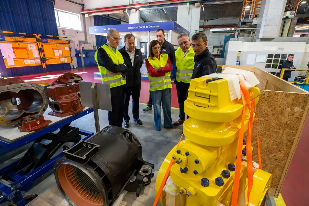 10:30 horas. Cl. La Ag&uuml;era, s/n. San Felices de Buelna
La presidenta de Cantabria, Mar&iacute;a Jos&eacute; S&aacute;enz de Buruaga, visita Leading Metal Mechanic Solutions. 1 ABRIL 25 &copy; Miguel De la Parra